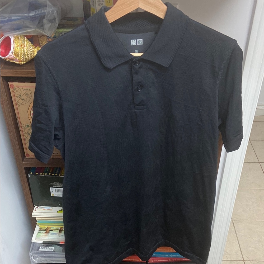 Uniqlo Men's Dark Polo Shirt